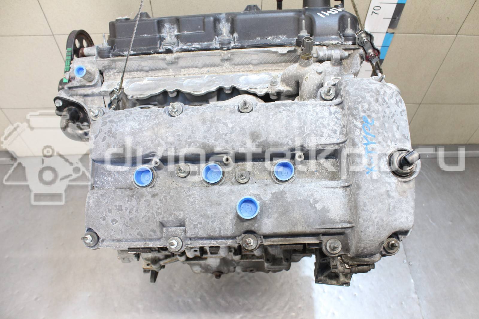 Фото Контрактный (б/у) двигатель AJ-V6 для Jaguar X-Type X400 / Xj 230-243 л.с 24V 3.0 л бензин C2S34460 {forloop.counter}}