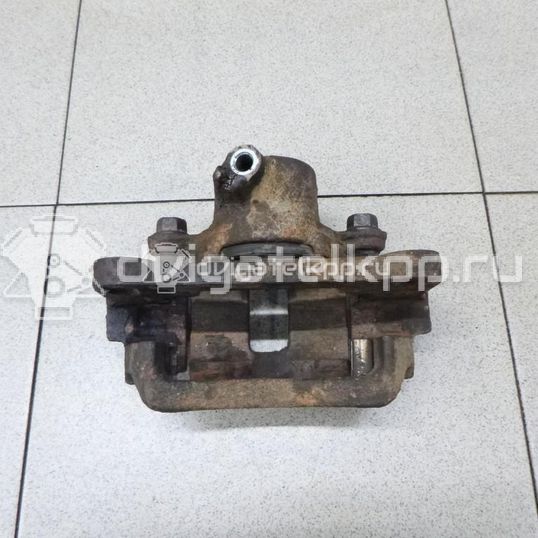 Фото Суппорт тормозной задний правый  4773034030 для Toyota Land Cruiser