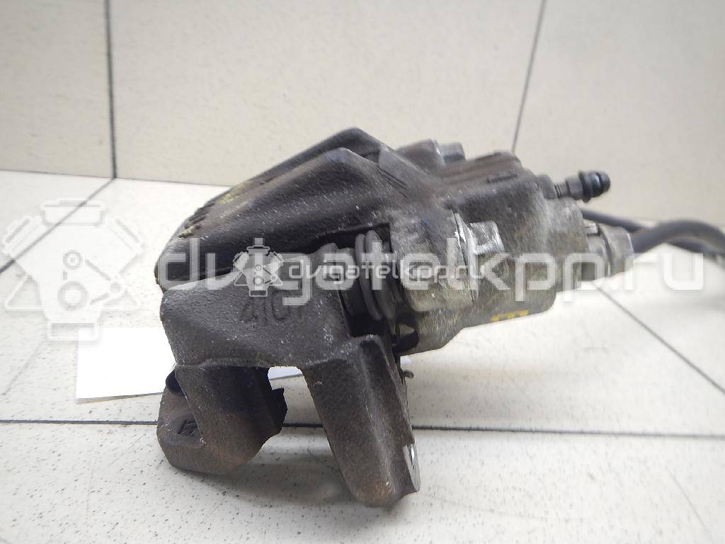Фото Суппорт тормозной задний левый  4785048050 для Toyota Harrier {forloop.counter}}