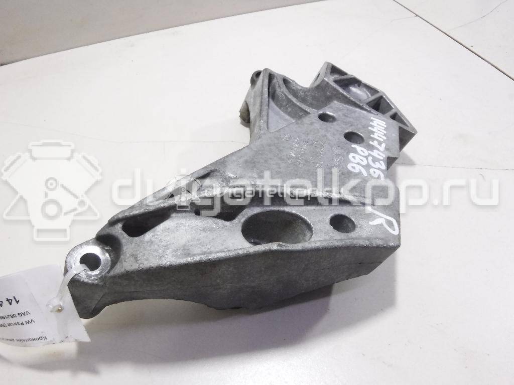 Фото Кронштейн двигателя правый  06J199207P для audi A3 [8P1] {forloop.counter}}