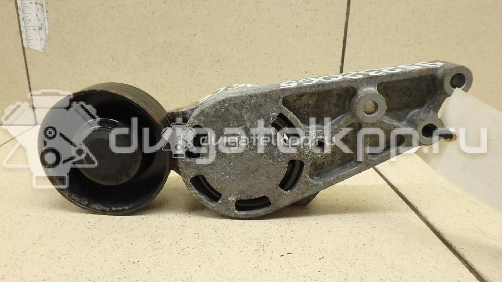 Фото Ролик-натяжитель ручейкового ремня  06B903133E для Audi A4 / A6 / A3 / Tt / A8 {forloop.counter}}