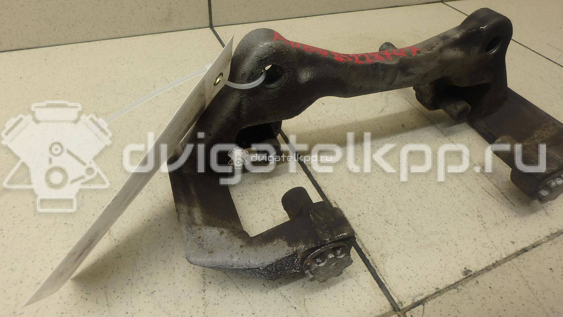 Фото Скоба суппорта переднего  4G0615125 для audi A4 [B8] {forloop.counter}}
