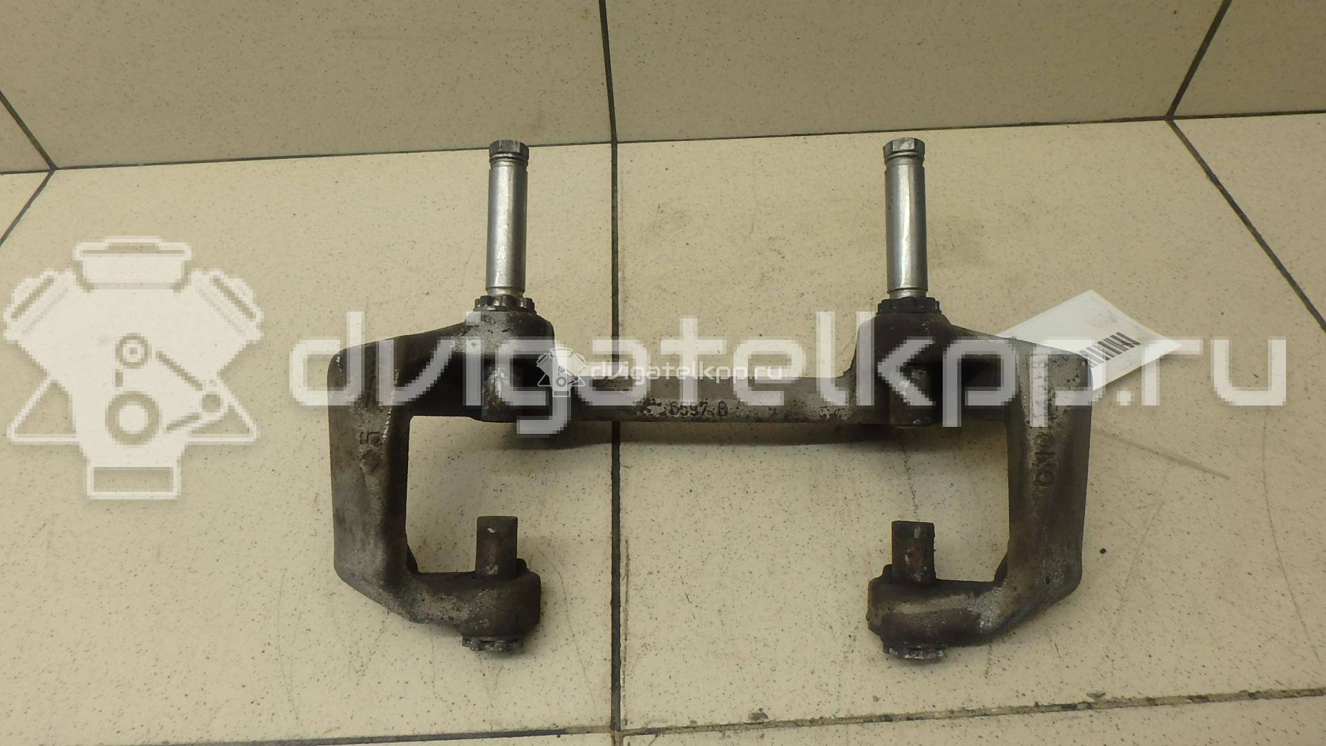 Фото Скоба суппорта переднего  4G0615125 для audi A4 [B8] {forloop.counter}}