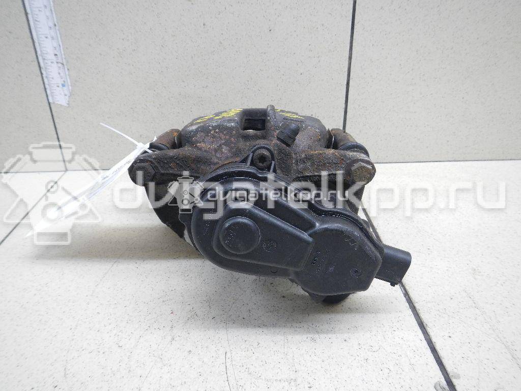Фото Суппорт тормозной задний правый  8K0615404E для Audi A5 / A4 / Q5 {forloop.counter}}