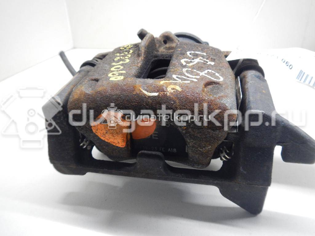 Фото Суппорт тормозной задний правый  8K0615404E для Audi A5 / A4 / Q5 {forloop.counter}}