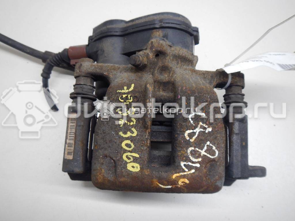 Фото Суппорт тормозной задний правый  8K0615404E для Audi A5 / A4 / Q5 {forloop.counter}}
