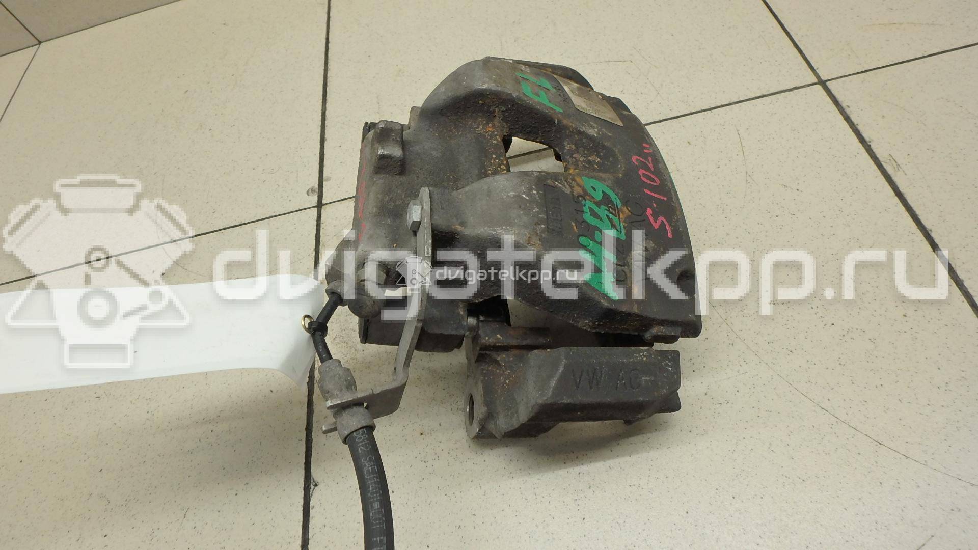 Фото Суппорт тормозной передний левый  8W0615123 для Audi A4 {forloop.counter}}