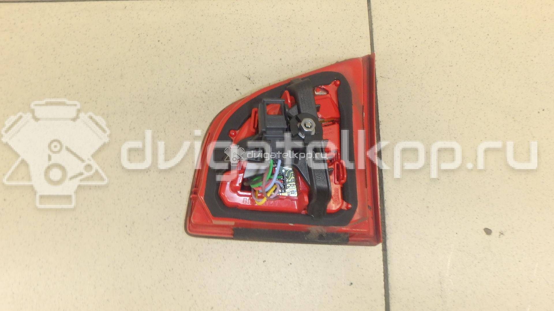 Фото Фонарь задний внутренний левый  4F5945093E для Audi A6 {forloop.counter}}
