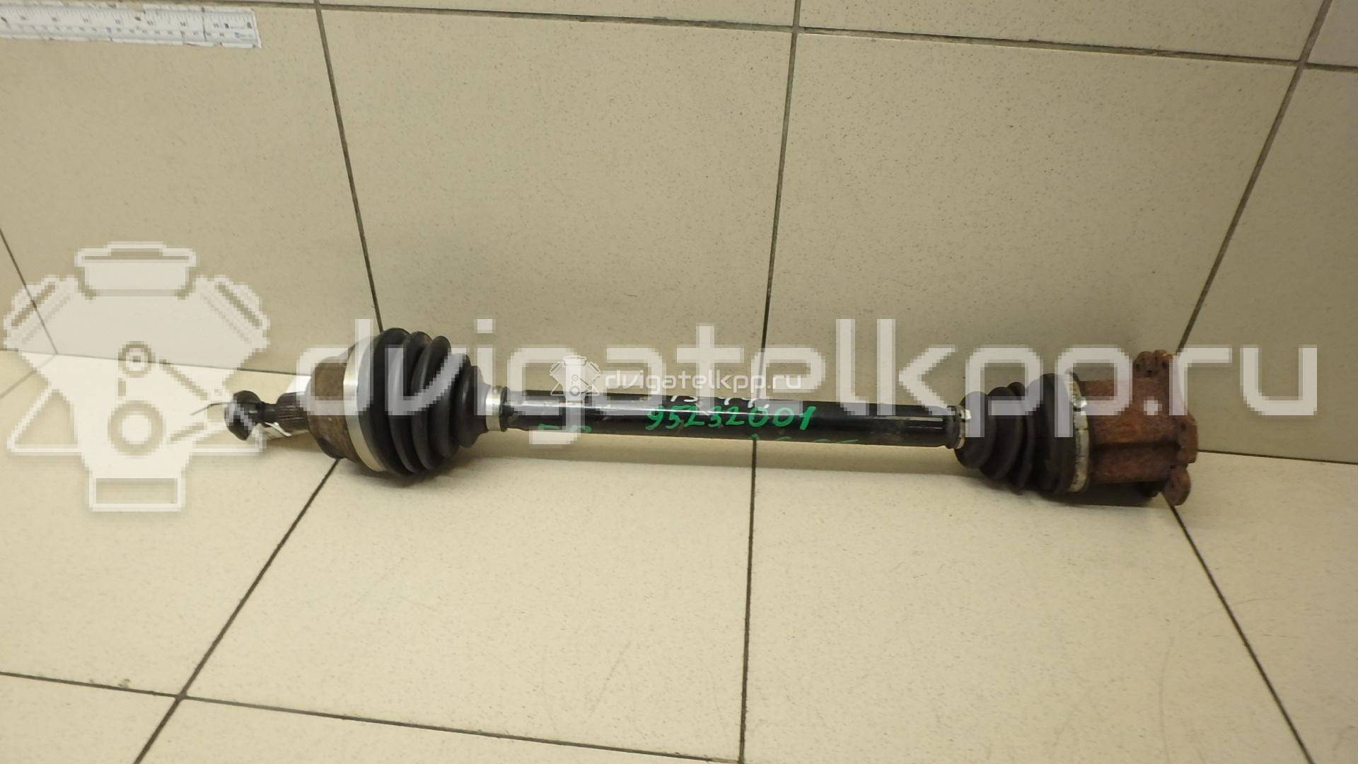 Фото Полуось передняя правая  4f0407272g для Audi A8 / A6 {forloop.counter}}