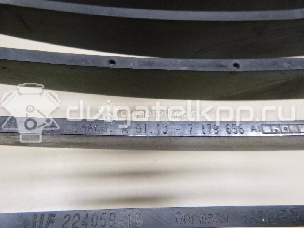 Фото Решетка радиатора правая  51137166440 для Bmw 1 {forloop.counter}}
