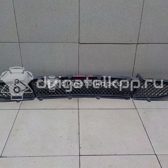 Фото Решетка в бампер центральная  51117118161 для Bmw 1