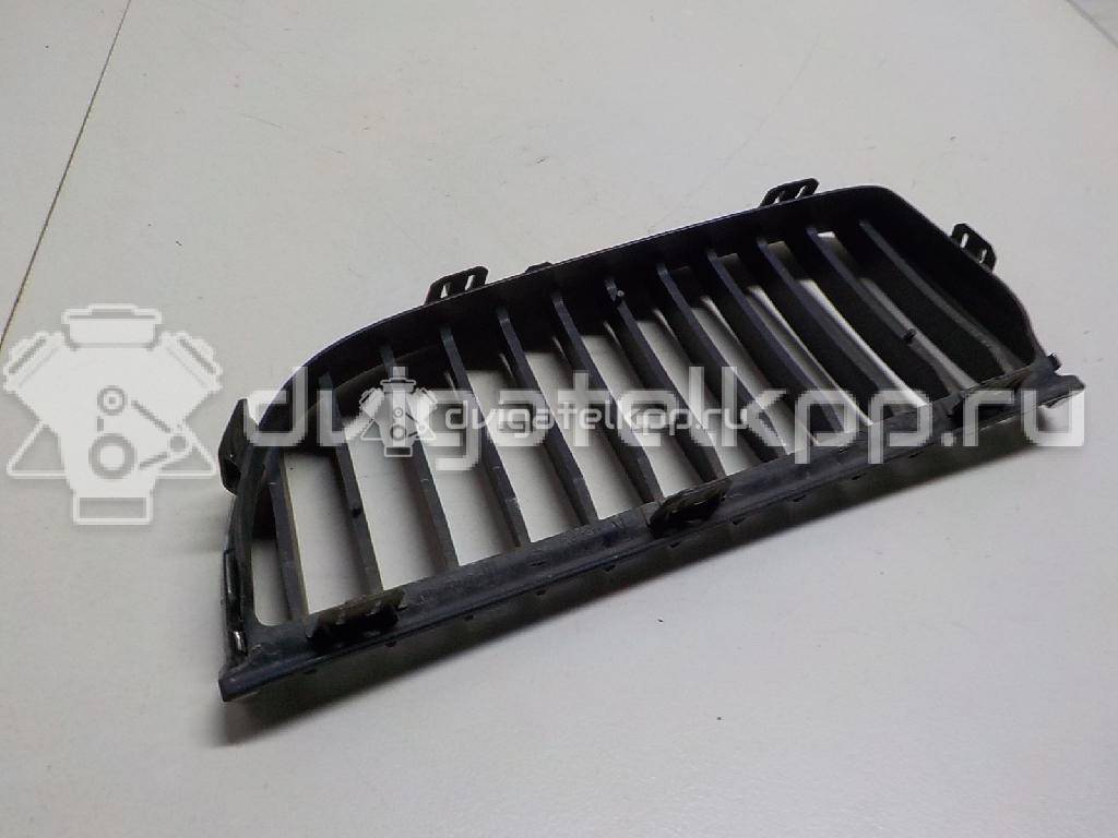 Фото Решетка радиатора правая  51137120008 для Bmw 3 {forloop.counter}}