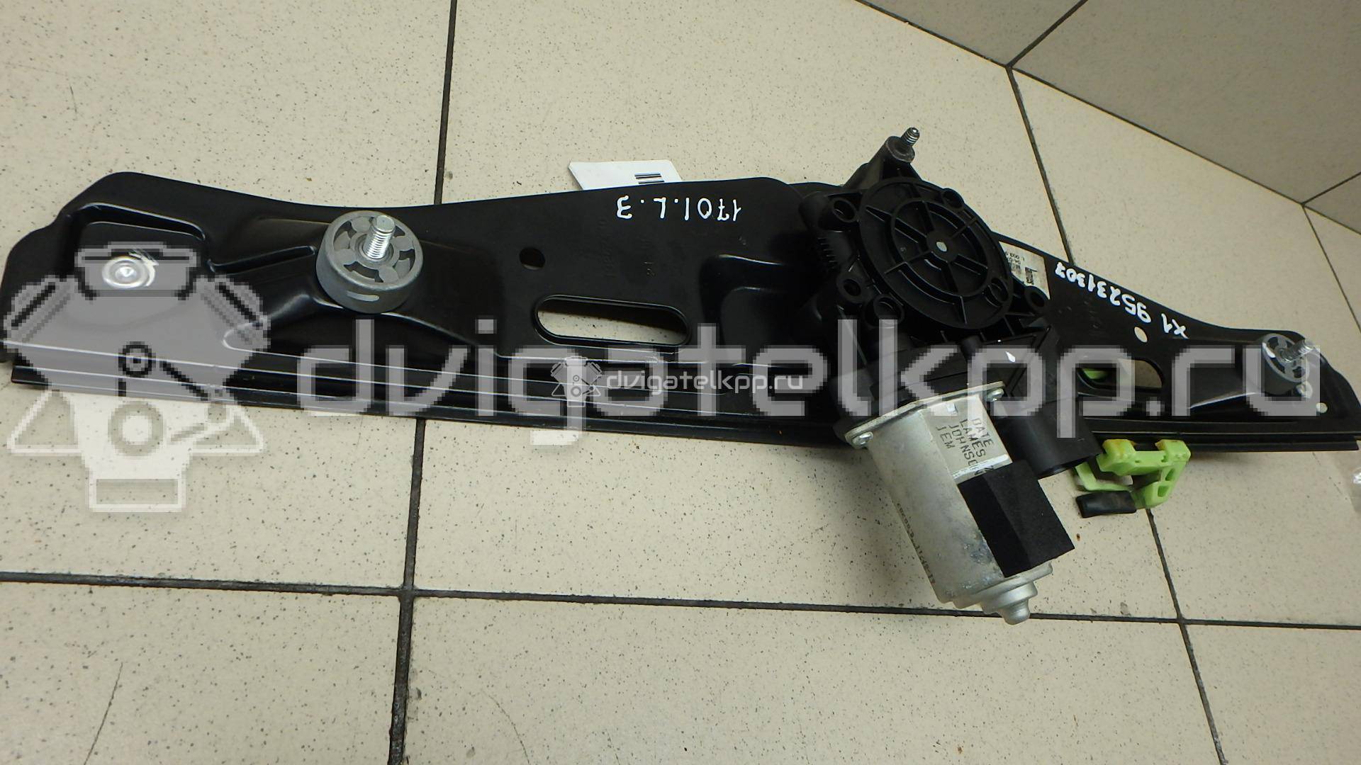 Фото Стеклоподъемник электр. задний левый  51352990387 для Bmw X1 {forloop.counter}}