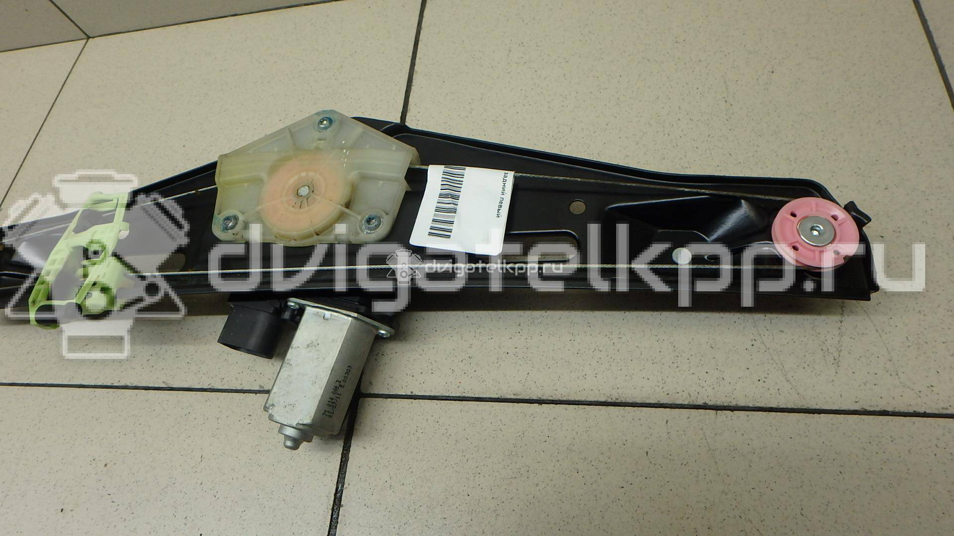 Фото Стеклоподъемник электр. задний левый  51352990387 для Bmw X1 {forloop.counter}}