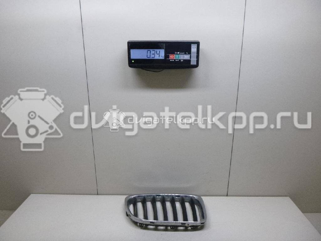 Фото Решетка радиатора правая  51112993308 для Bmw X1 {forloop.counter}}