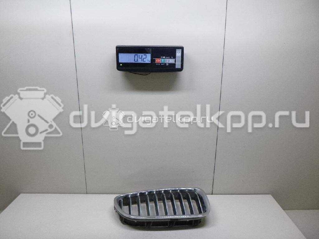 Фото Решетка радиатора правая  51137412324 для Bmw 5 {forloop.counter}}