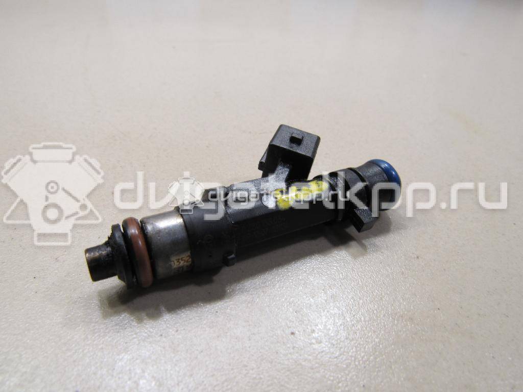 Фото Форсунка инжекторная электрическая  8200227124 для vaz Lada Largus {forloop.counter}}