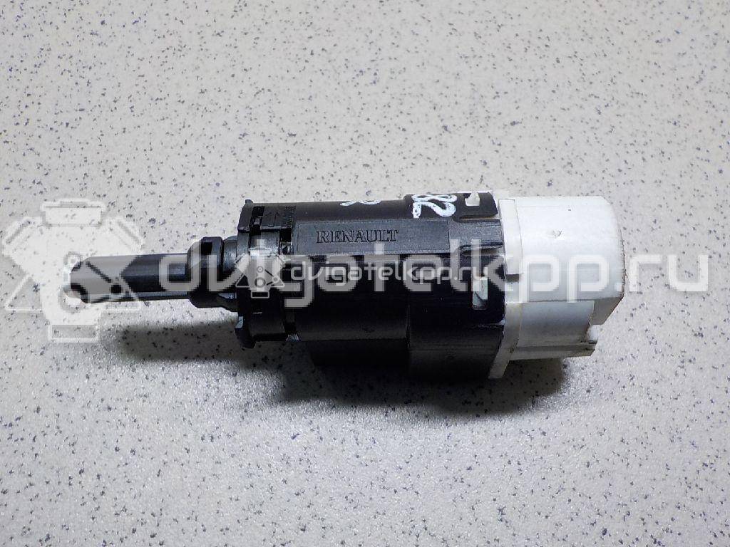 Фото Датчик включения стопсигнала  253206170R для vaz Lada Largus {forloop.counter}}