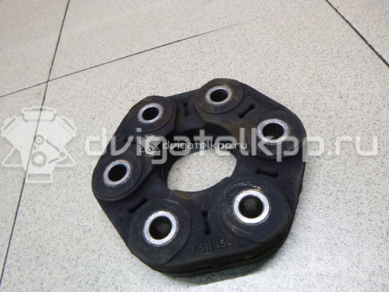 Фото Муфта эластичная карданн. вала  26117511454 для volvo 940 {forloop.counter}}