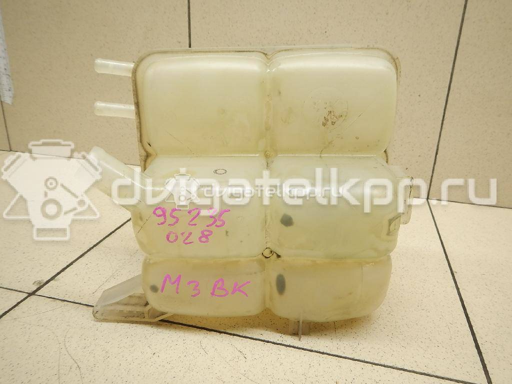 Фото Бачок расширительный  LF8B15350B для volvo C30 {forloop.counter}}