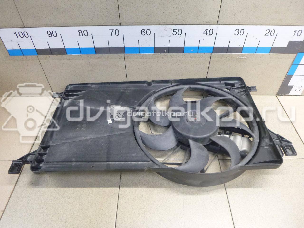Фото Вентилятор радиатора  1530980 для volvo C30 {forloop.counter}}