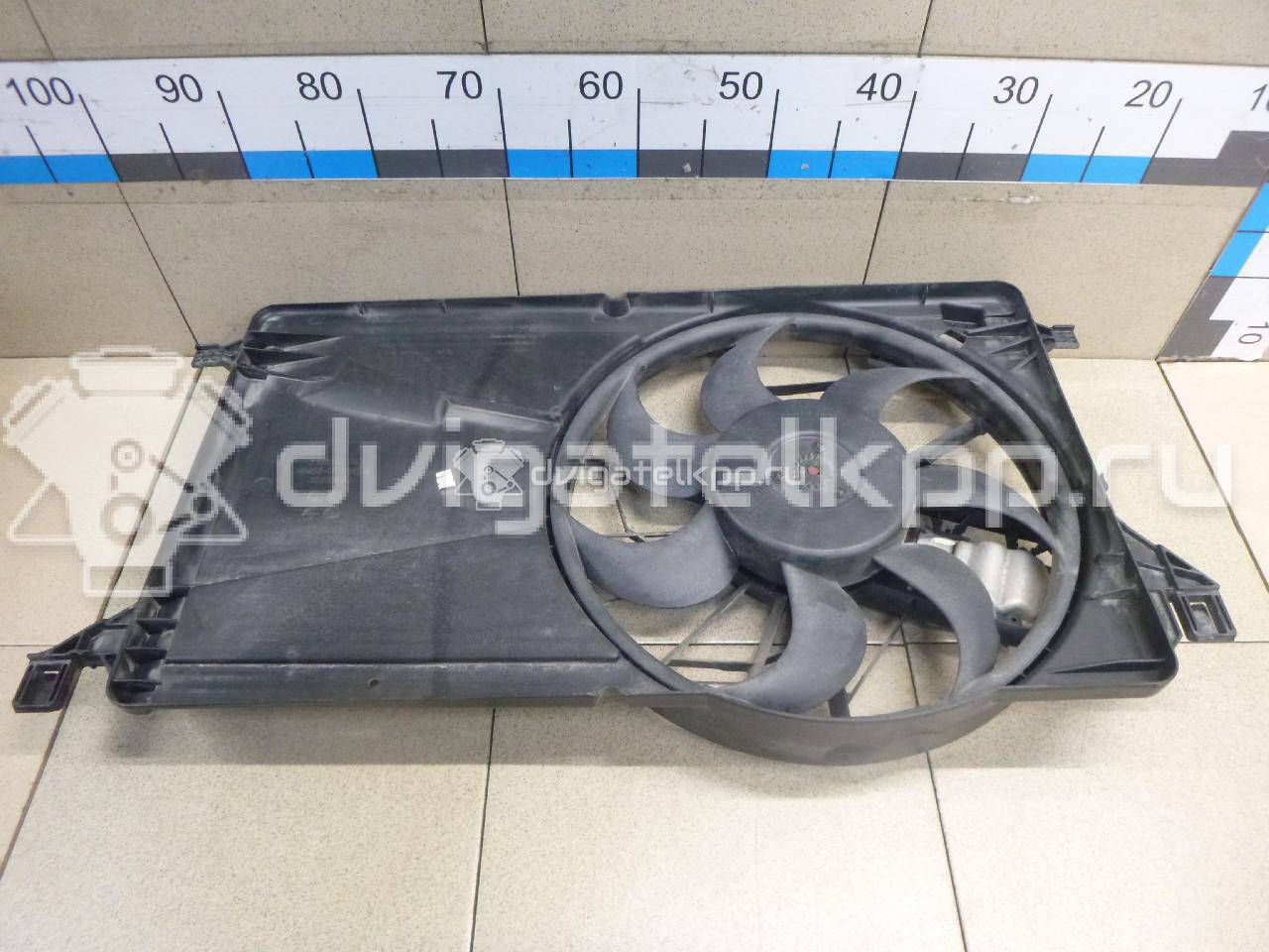 Фото Вентилятор радиатора  1530980 для volvo C30 {forloop.counter}}