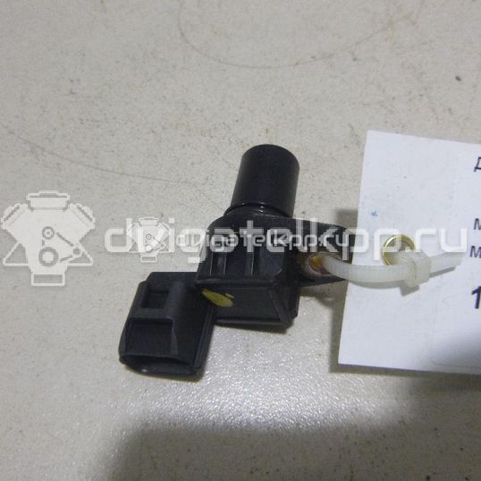 Фото Датчик положения распредвала  MD327107 для volvo S40