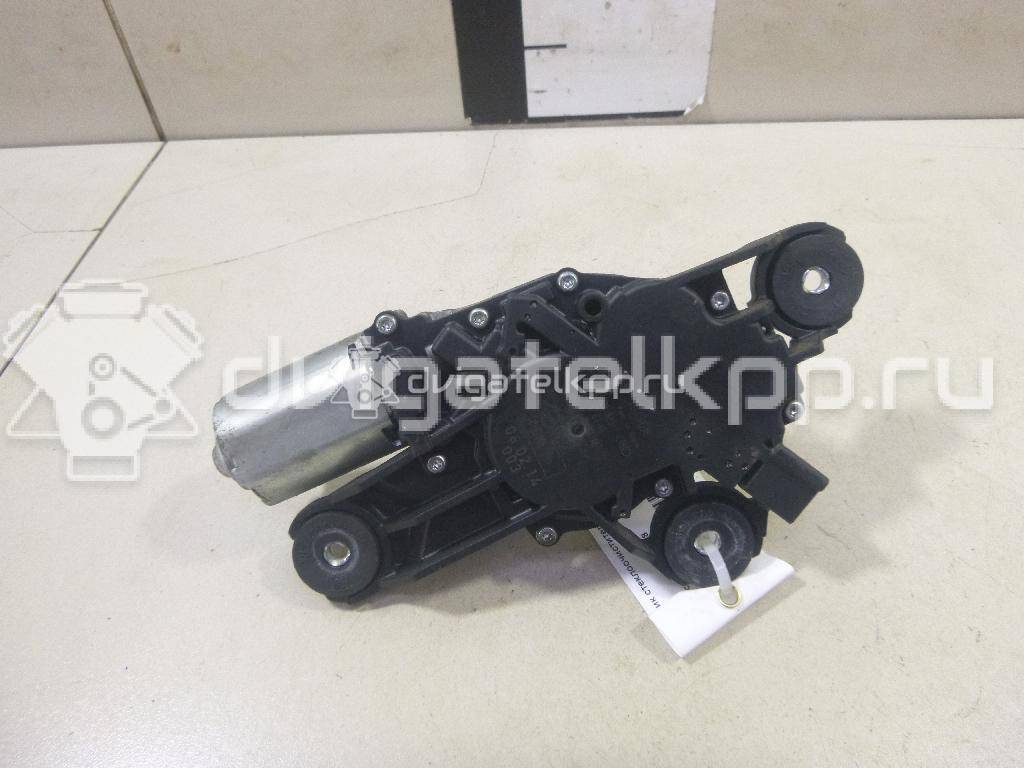 Фото Моторчик стеклоочистителя задний  1689913 для volvo V50 {forloop.counter}}