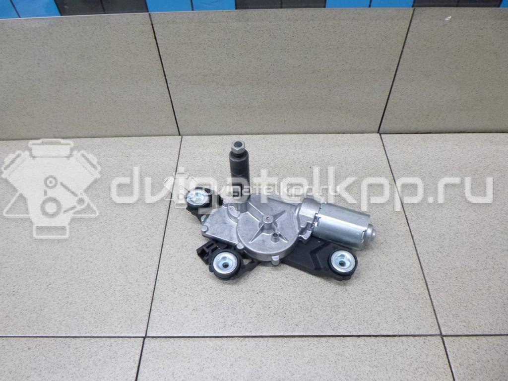 Фото Моторчик стеклоочистителя задний  1689913 для volvo V50 {forloop.counter}}