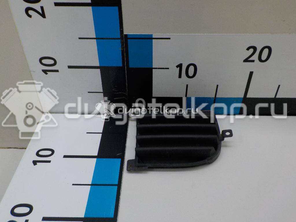 Фото Решетка в бампер правая  MN133252 для Mitsubishi Outlander {forloop.counter}}