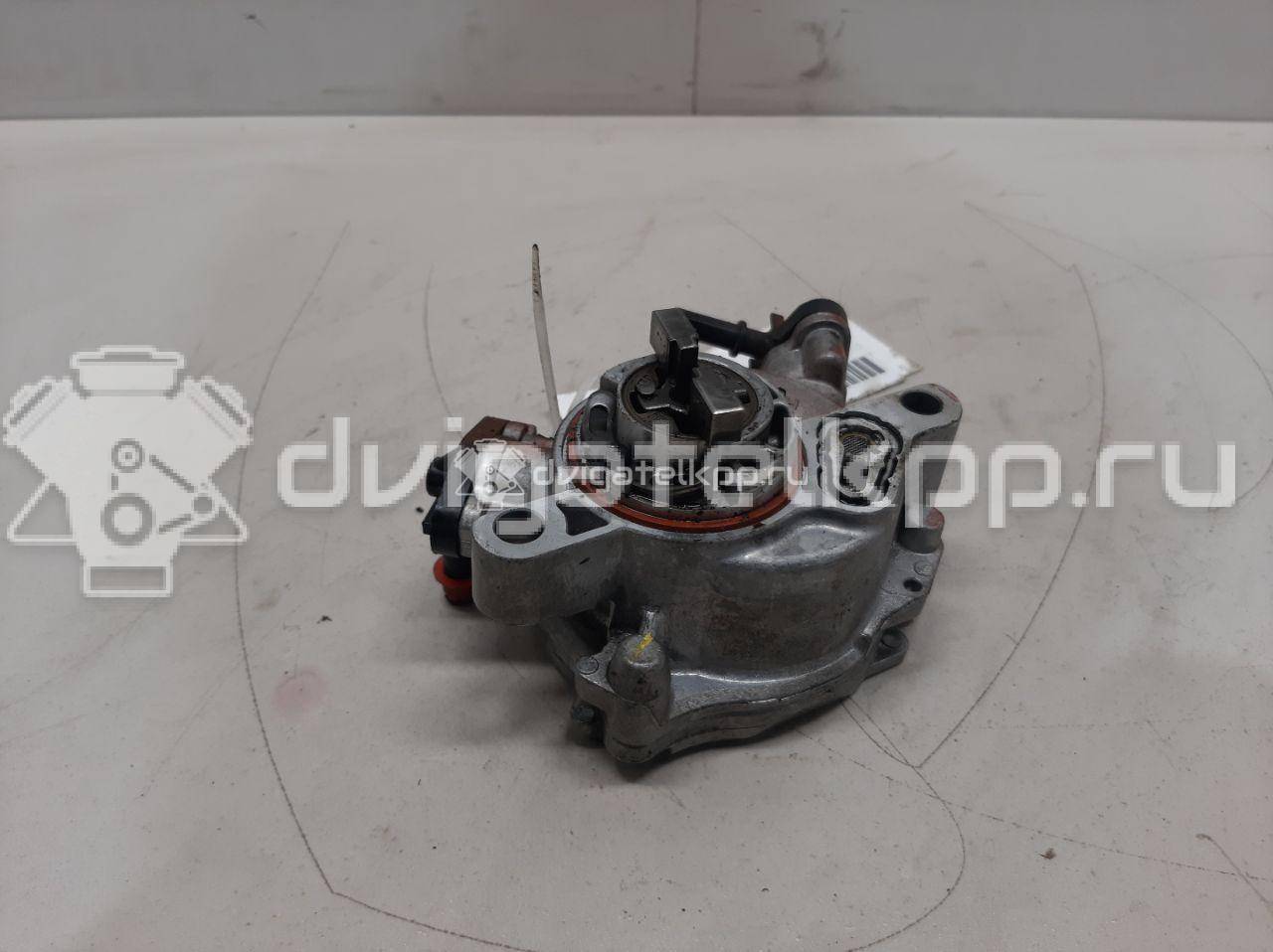 Фото Насос вакуумный  1785236 для Ford Fiesta / Focus / C-Max / Galaxy / Grand {forloop.counter}}