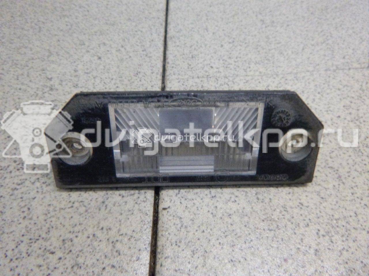 Фото Фонарь подсветки номера  4502331 для Ford Focus / C-Max {forloop.counter}}