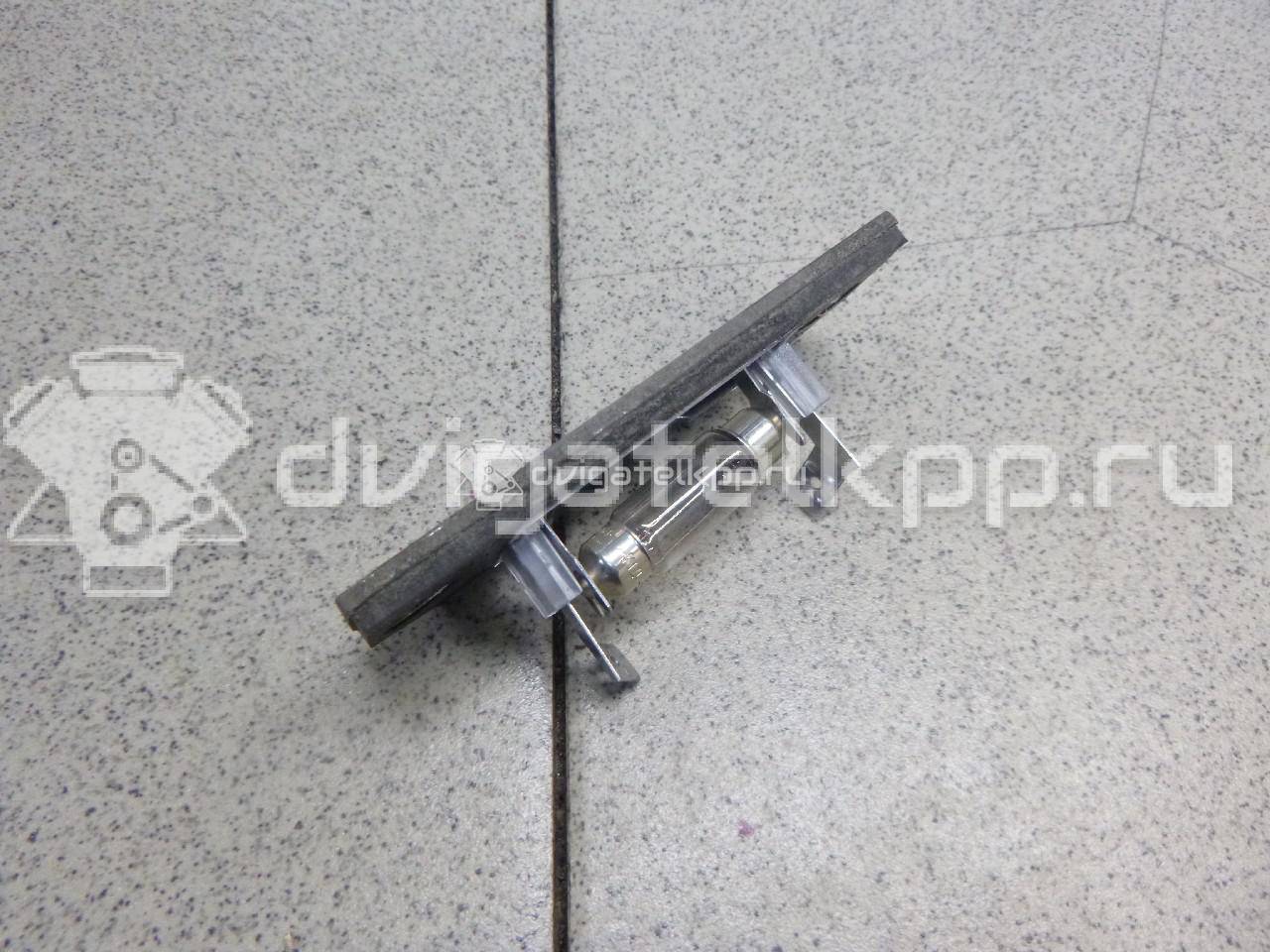 Фото Фонарь подсветки номера  4502331 для Ford Focus / C-Max {forloop.counter}}