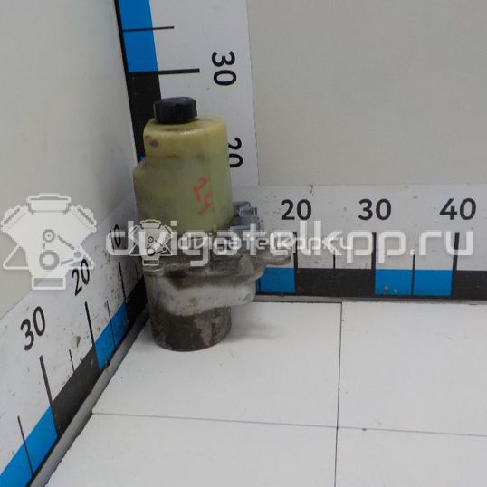 Фото Насос гидроусилителя  1743471 для Ford Fiesta / Focus / Kuga / C-Max