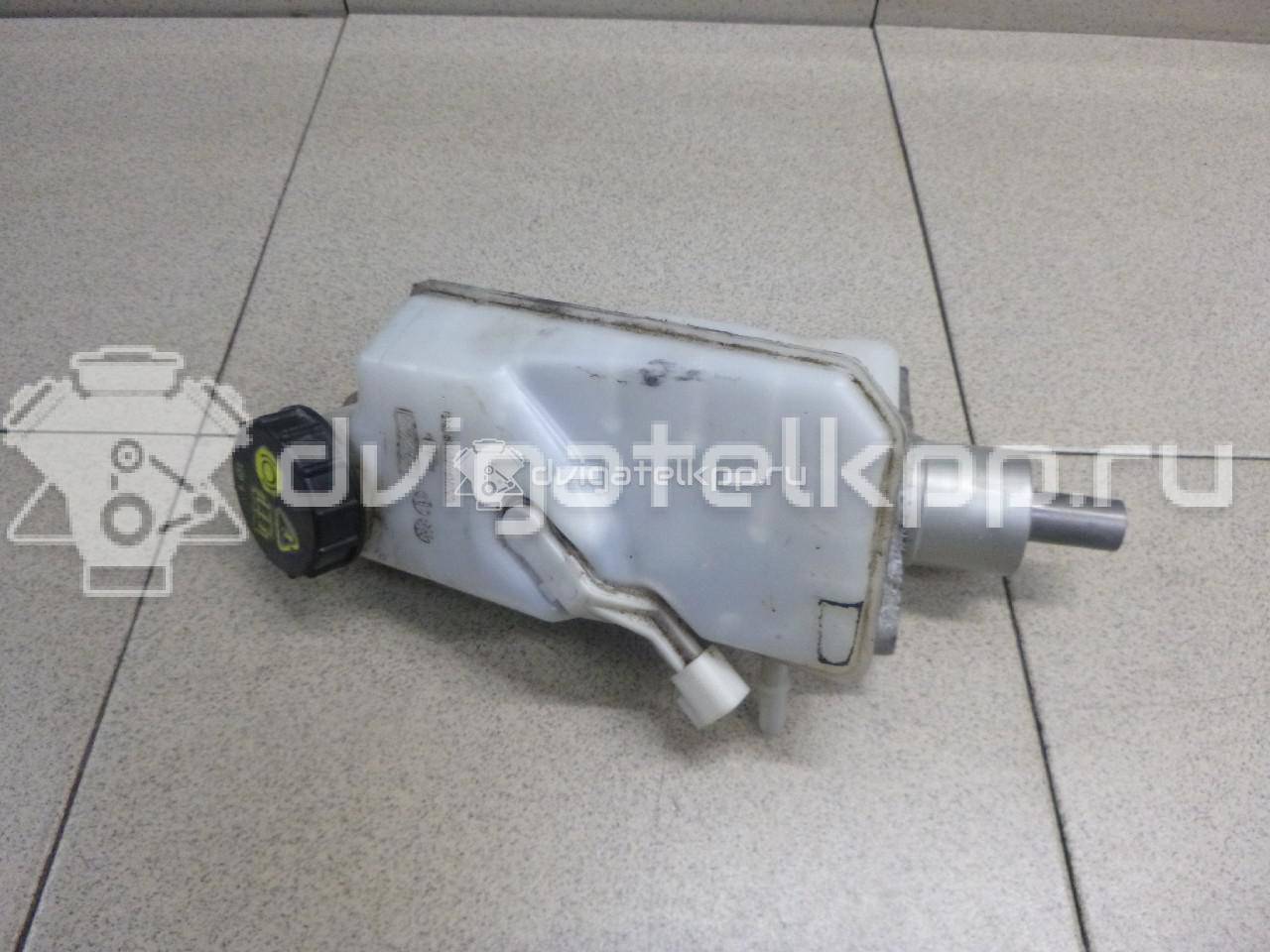 Фото Цилиндр тормозной главный  1547478 для Ford Focus / Kuga / C-Max {forloop.counter}}