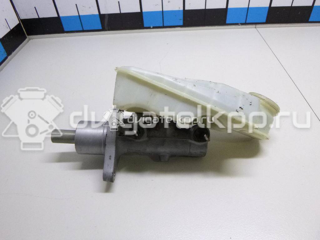 Фото Цилиндр тормозной главный  1689827 для Ford Focus / Kuga / C-Max {forloop.counter}}