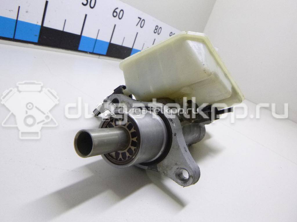Фото Цилиндр тормозной главный  1689827 для Ford Focus / Kuga / C-Max {forloop.counter}}