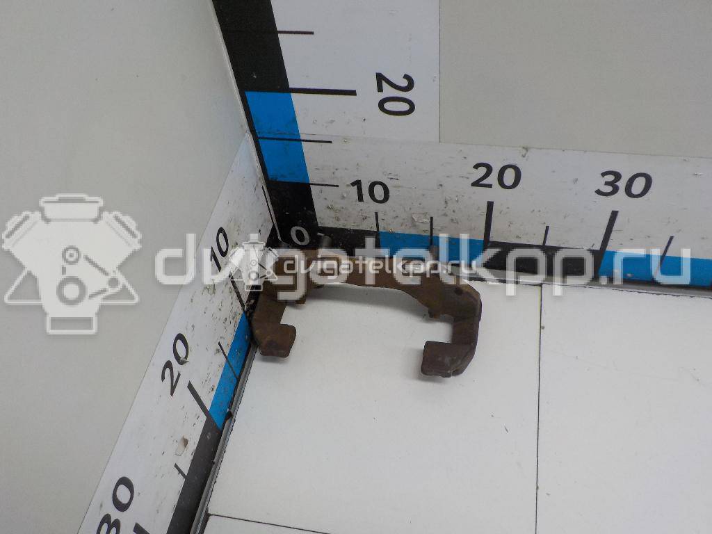 Фото Скоба суппорта переднего  1471710 для Ford Focus / C-Max {forloop.counter}}