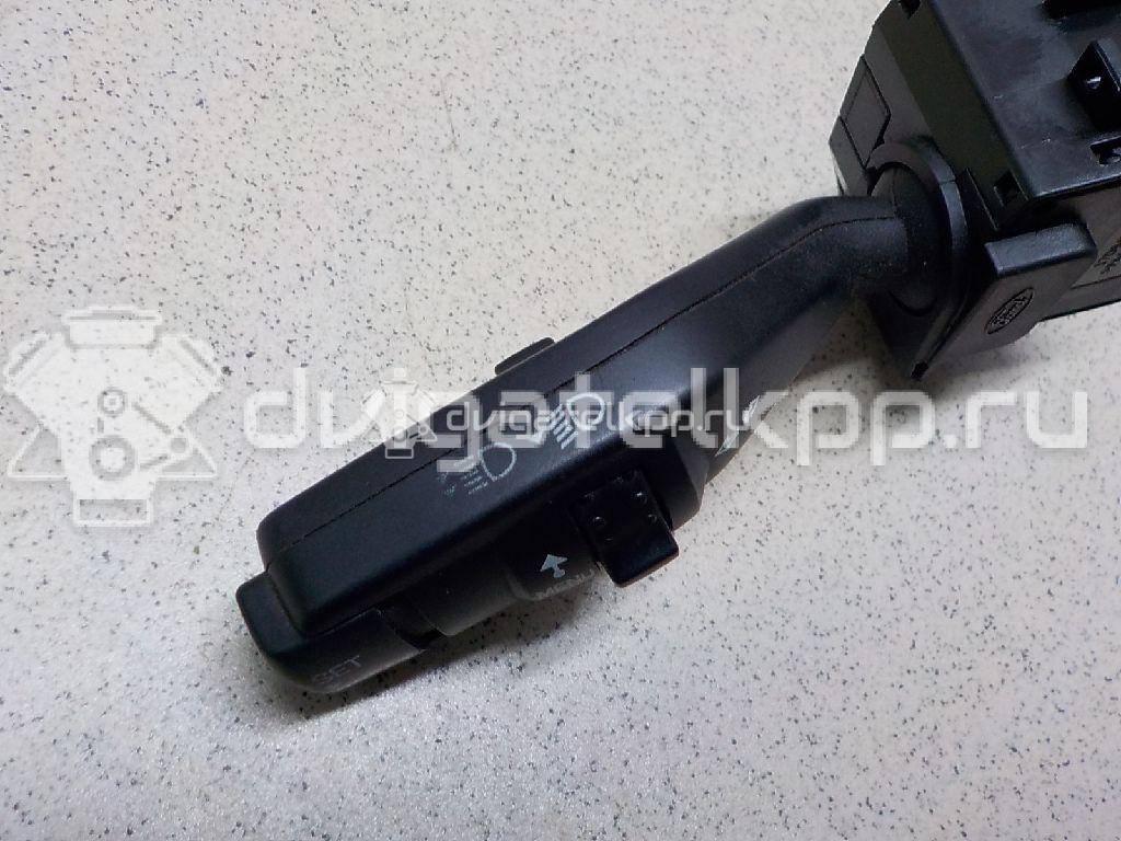 Фото Переключатель поворотов подрулевой  1362588 для Ford Focus {forloop.counter}}