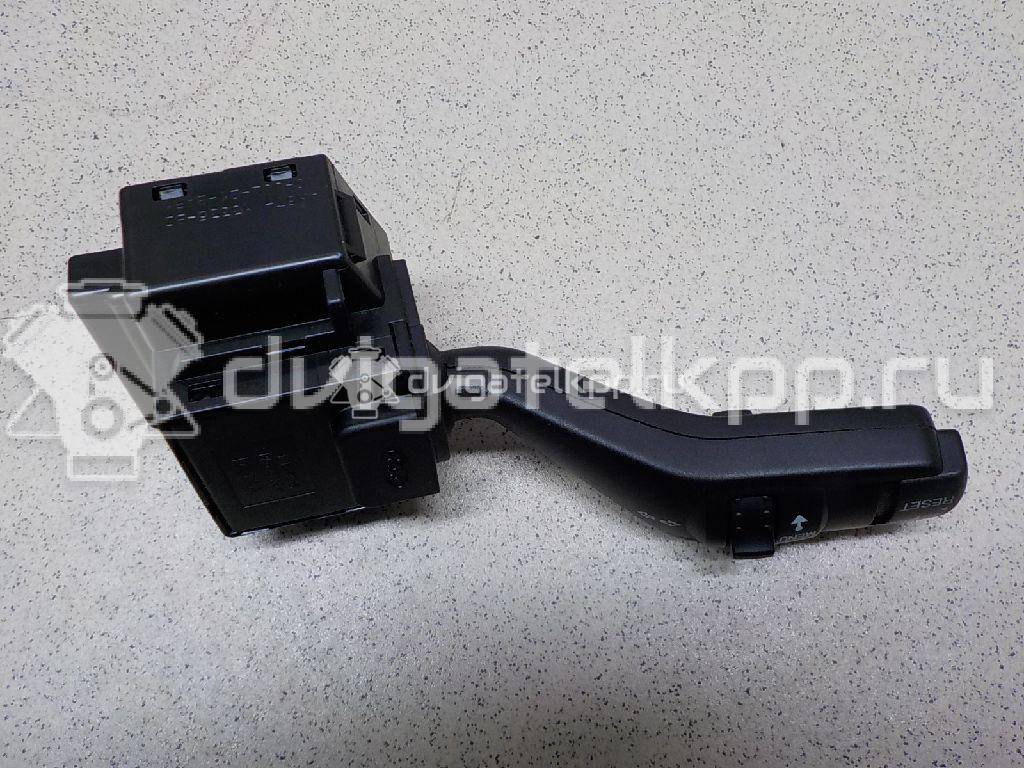 Фото Переключатель поворотов подрулевой  1362588 для Ford Focus {forloop.counter}}