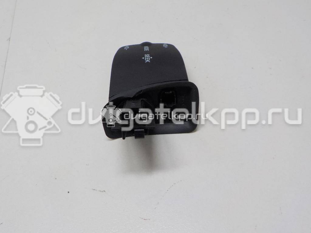Фото Переключатель подрулевой управления магнитолой  1318961 для Ford Focus / Kuga / Transit / C-Max {forloop.counter}}