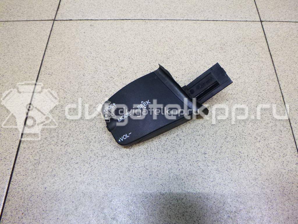 Фото Переключатель подрулевой управления магнитолой  1318965 для Ford Focus / Kuga / Transit / C-Max {forloop.counter}}