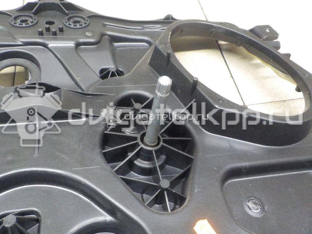 Фото Стеклоподъемник механ. задний левый  1528043 для Ford Fiesta {forloop.counter}}
