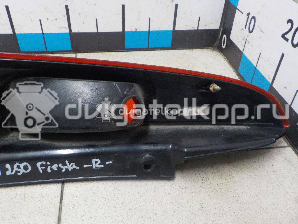 Фото Фонарь задний правый  1437625 для Ford Fiesta {forloop.counter}}