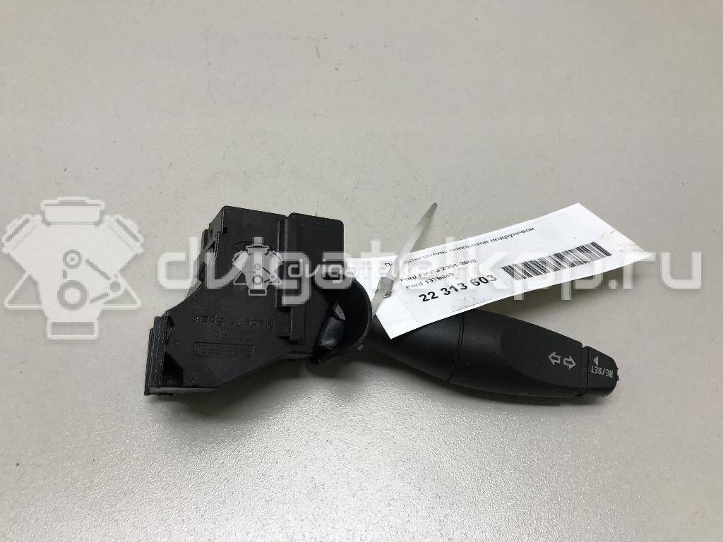 Фото Переключатель поворотов подрулевой  1379849 для Ford Fiesta {forloop.counter}}