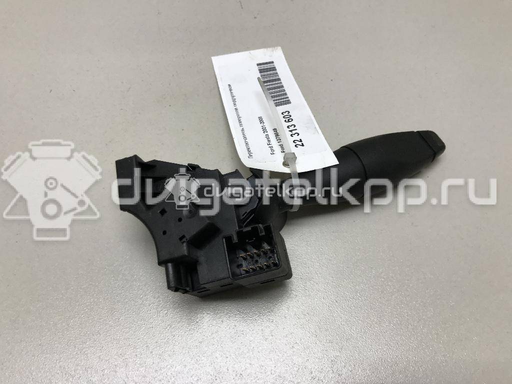 Фото Переключатель поворотов подрулевой  1379849 для Ford Fiesta {forloop.counter}}