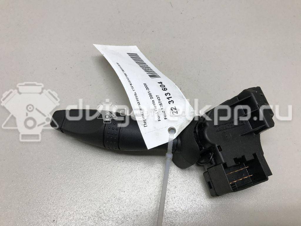 Фото Переключатель стеклоочистителей  1357437 для Ford Fiesta / Mondeo / Fusion Ju {forloop.counter}}