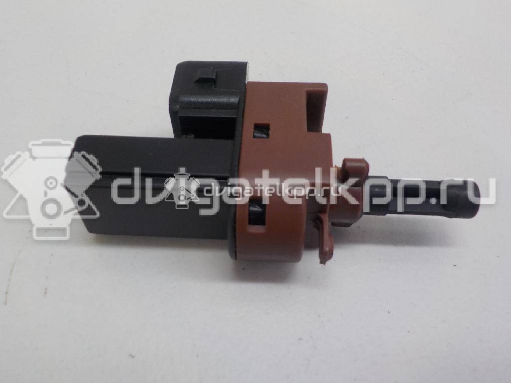 Фото Датчик педали сцепления  2S6T7C534AA для Ford Fiesta / Focus / Galaxy / Cougar Ec / Fusion Ju {forloop.counter}}