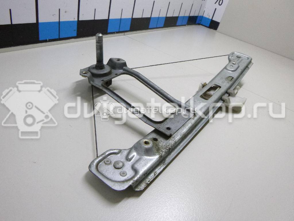 Фото Стеклоподъемник механ. задний правый  1331607 для Ford Focus {forloop.counter}}