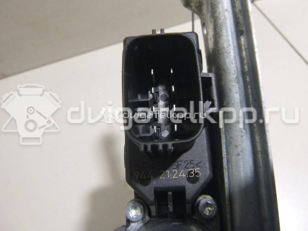 Фото Стеклоподъемник электр. задний левый  1331606 для Ford Focus {forloop.counter}}